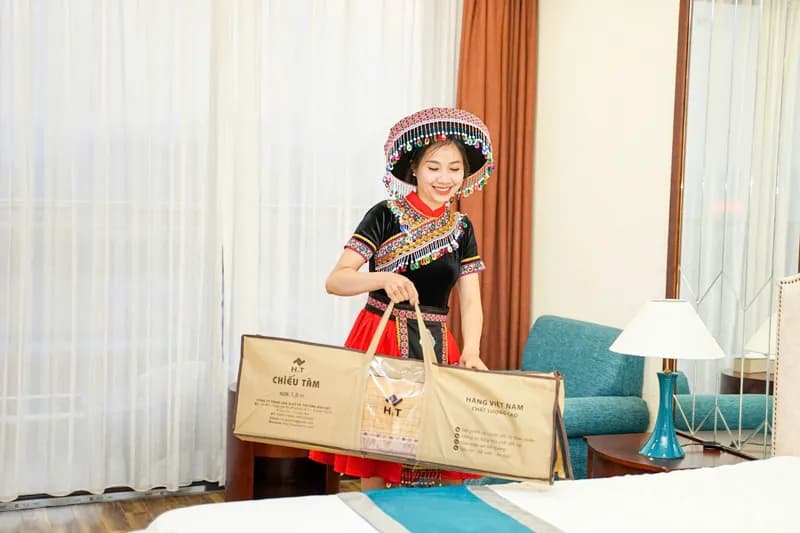 Chiếu tăm Hương Trúc